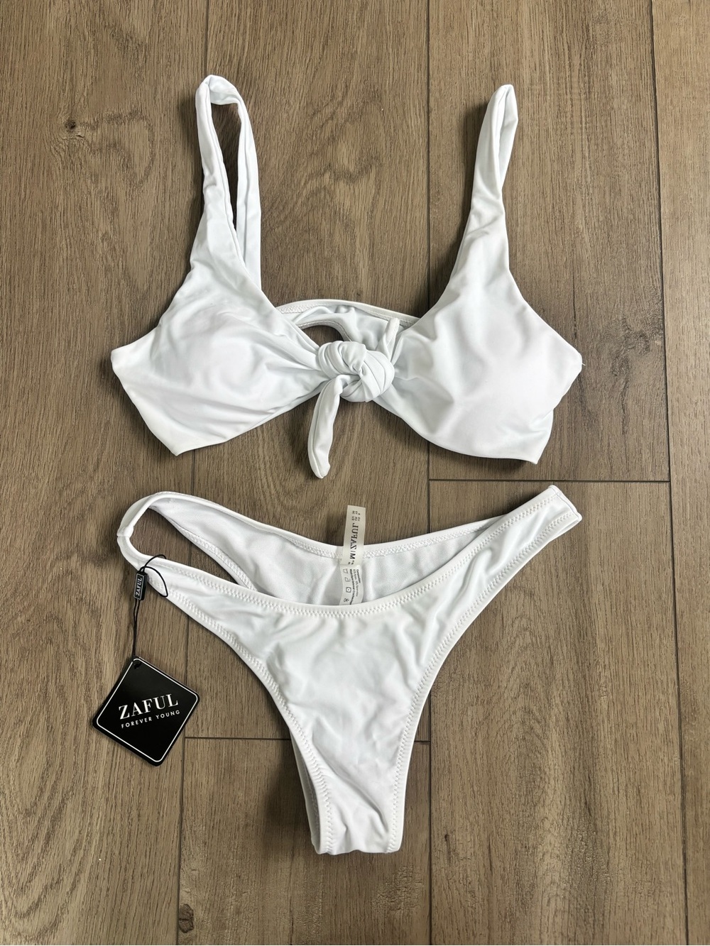 Zaful White Knot Front Two-Piece Bikini